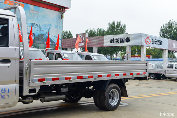跨越王X7载货车东莞市火热促销中 让利高达0.2万