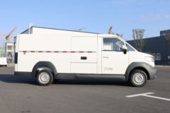 新吉奥 奥腾Pro 标准版 2.8T 2座 5.428米纯电动封闭货车41.93kWh
