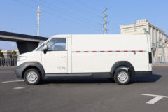 新吉奥 奥腾Pro 标准版 2.8T 2座 5.428米纯电动封闭货车41.93kWh