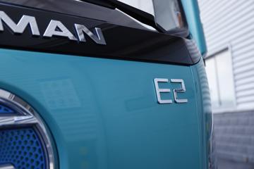 �������ó� ����E2 4.5T 4.15�׵��Ŵ��綯��ʽ�Ῠ86.55kWhͼƬ