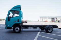 陕汽商用车 智云E2 4.5T 4.15米单排纯电动厢式轻卡(SX5046XXYBEV341N)86.55kWh