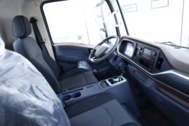 智云E2&nbsp;电动载货车内饰图片