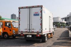 江铃 全新凯运＋ 163马力 4X2 4.02米冷藏车(JX5049XLCTGA26)