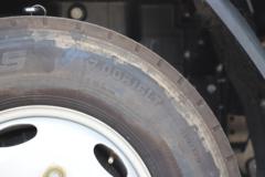 江铃 凯运+ 中体 146马力 4.2米单排栏板轻卡(万里扬6档)(JX1044TGA26)