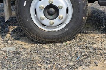 ��� ��VN ��ɽ�� 137���� 4.2�׵��������Ῠ(��ʿ��8��)(CA1040P40K61L2E6A85)ͼƬ