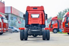 一汽解放 J6G 领航版 280马力 4X2 6.8米厢式载货车(国六)(CA5171XXYP62K1L4E6)