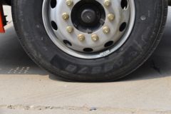 一汽解放 J6G 领航版 280马力 4X2 9.6米翼开启厢式载货车(CA5181XYKP62K1L5E6)