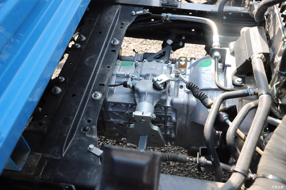  ˣ 152 3.8ŰῨ(6)(JX1049TGA26)                                                