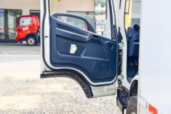 解放 虎VN 招财虎 130马力 4.16米单排厢式轻卡(CA5040XXYP40K61L2E6A84) 解放 虎VN 招财虎 130马力 4.16米单排厢式轻卡(CA5040XXYP40K61L2E6A84)