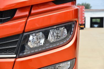 �ൺ��� ��VH 460���� 6X4 ǣ����(����)ͼƬ
