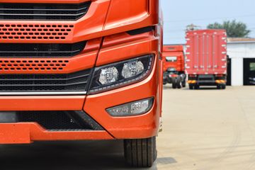 �ൺ��� ��VH 460���� 6X4 ǣ����(����)ͼƬ