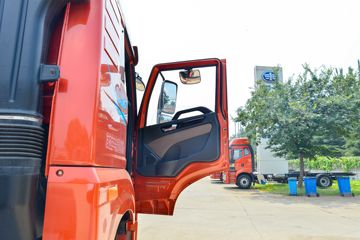 �ൺ��� ��VH 460���� 6X4 ǣ����(����)ͼƬ