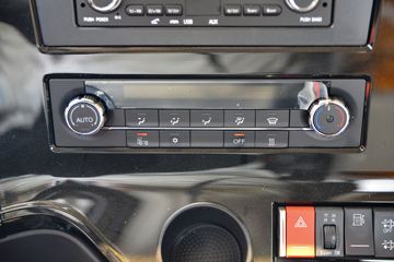 �ൺ��� ��VH 460���� 6X4 ǣ����(����)ͼƬ