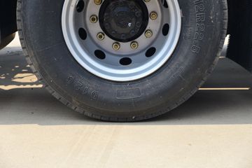 �ൺ��� ��VH 460���� 6X4 ǣ����(����)ͼƬ