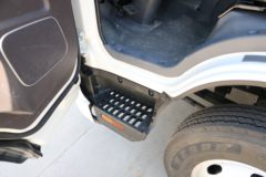 江淮 骏铃A8 160马力 4.18米单排栏板轻卡(法士特8档)(HFC1048B31K1C7S)