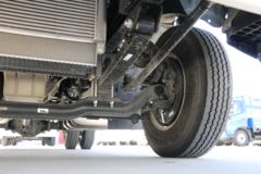 江淮 骏铃A8 160马力 4.18米单排栏板轻卡(法士特8档)(HFC1048B31K1C7S)