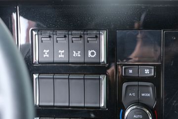 ����ŷ�� ���� 580���� 8X4 7.6����ж��(BJ3319Y6GRL-55)ͼƬ