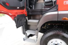 福田欧曼 昆仑 580马力 8X4 7.6米自卸车(BJ3319Y6GRL-55)