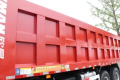 福田欧曼 昆仑 580马力 8X4 7.6米自卸车(BJ3319Y6GRL-55)