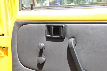 Ծ�� ����S100V 95���� 3.2��˫������С��(Һɲ)ͼƬ