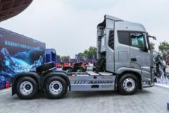 福田 欧曼银河 680马力 6X4 AMT自动档牵引车