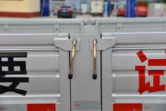 福田奥铃 玉兔Ⅲ 158马力 4.17米AMT自动档单排栏板轻卡(BJ1045V9JDA-AB1)