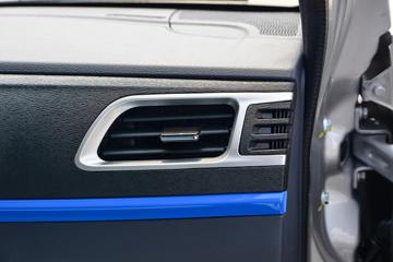 SRM��Դ T3LEV 2.7T 3.04�׵��Ŵ��綯��ʽ΢��(JKC5032XXYD0X0BEV)41.86kWhͼƬ