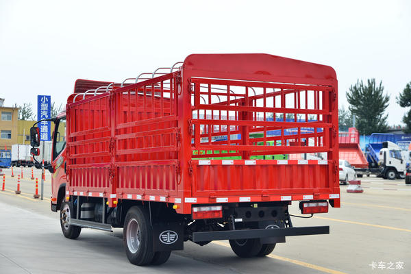 解放 J6F 170马力 4.16米单排仓栅式轻卡