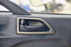 陕汽商用车 德龙G1 标载版 143马力 4.2米单排厢式轻卡(SX5041XXYNP63311) 陕汽商用车 德龙G1 标载版 143马力 4.2米单排厢式轻卡(SX5041XXYNP63311)