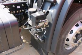 东风天锦KR&nbsp;冷藏车底盘图片