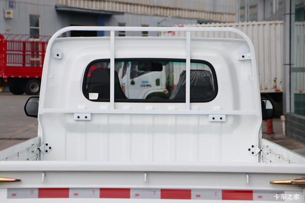 平板也能超好看,超能打。标配快慢充,可外放220v电源