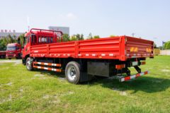 东风商用车 天锦KR 星辰版 225马力 4X2 6.8米栏板载货车 东风商用车 天锦KR 星辰版 225马力 4X2 6.8米栏板载货车