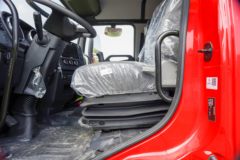 东风商用车 天锦KR 星辰版 225马力 4X2 6.8米栏板载货车 东风商用车 天锦KR 星辰版 225马力 4X2 6.8米栏板载货车