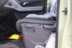 福田 祥菱Q 3T 2.5米双排纯电动栏板微卡(BJ1030EVAA73)41.86kWh