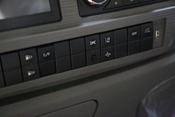 �������ó� �����콢KX ����� 560���� 6X4 ǣ����(�ٱ�3.64)(˫����)ͼƬ