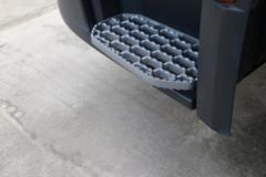 斯堪尼亚 新G系列重卡 450马力 6X2R牵引车(国六)(型号G 450)