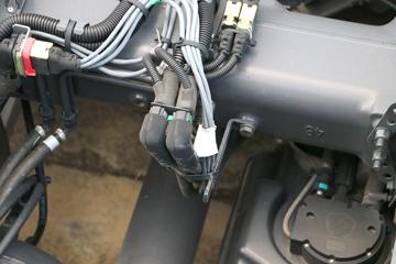 ˹������ ��Gϵ���ؿ� 450���� 6X2Rǣ����(����)(�ͺ�G 450)ͼƬ