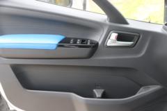 福田 欧马可S1 畅盈版 158马力 4.14米AMT自动档单排厢式轻卡(BJ5048XXY-FM3)