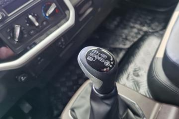 ���� ����˹T7 195���� 4X2 �Ű��դʽ�ػ���ͼƬ