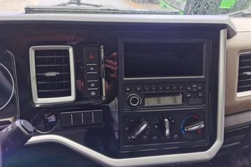 ���� ����˹T7 195���� 4X2 �Ű��դʽ�ػ���ͼƬ