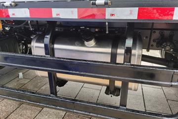 ���� ����˹T7 195���� 4X2 �Ű��դʽ�ػ���ͼƬ