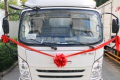 江铃 凯威中体 143马力 4.2米单排厢式轻卡(国六)(气刹)(JX5043XXYTG26)