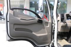 江铃 凯威中体 143马力 4.2米单排厢式轻卡(国六)(气刹)(JX5043XXYTG26)