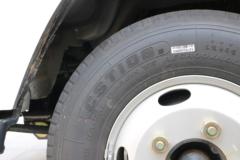 江铃 凯威中体 143马力 4.2米单排厢式轻卡(国六)(气刹)(JX5043XXYTG26)