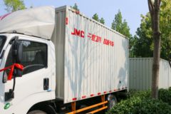 江铃 凯威宽体 143马力 4.08米单排厢式轻卡(国六)(气刹)(JX5045XXYTG26)