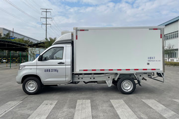 ���� �ٹ��¿� 2.0L 136���� ���� 4X2 3.075����س�(��̥)(LQG5028XLCGHU)ͼƬ