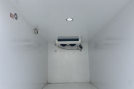 五菱荣光新卡&nbsp;冷藏车上装图片