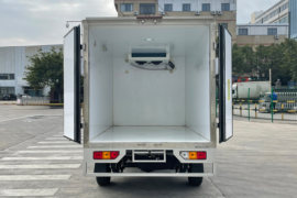 五菱荣光新卡&nbsp;冷藏车上装图片