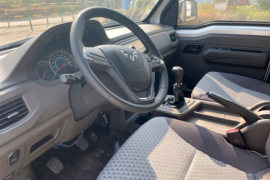 五菱荣光新卡&nbsp;冷藏车驾驶室图片