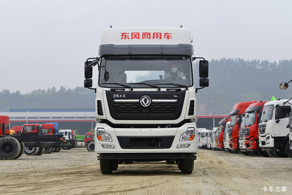 东风天龙VL 畜禽运输车